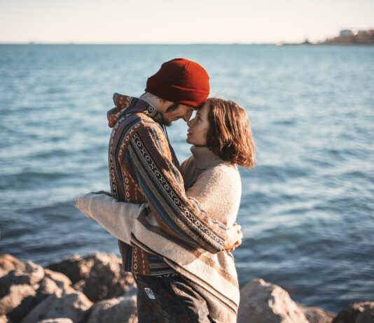 whats love at first sight and is it possible